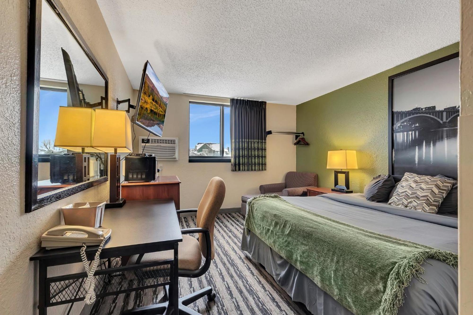 Bison Plains Lodge Moorhead ภายนอก รูปภาพ